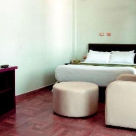 Bow Hotel B&B Addis Ababa Exterior photo